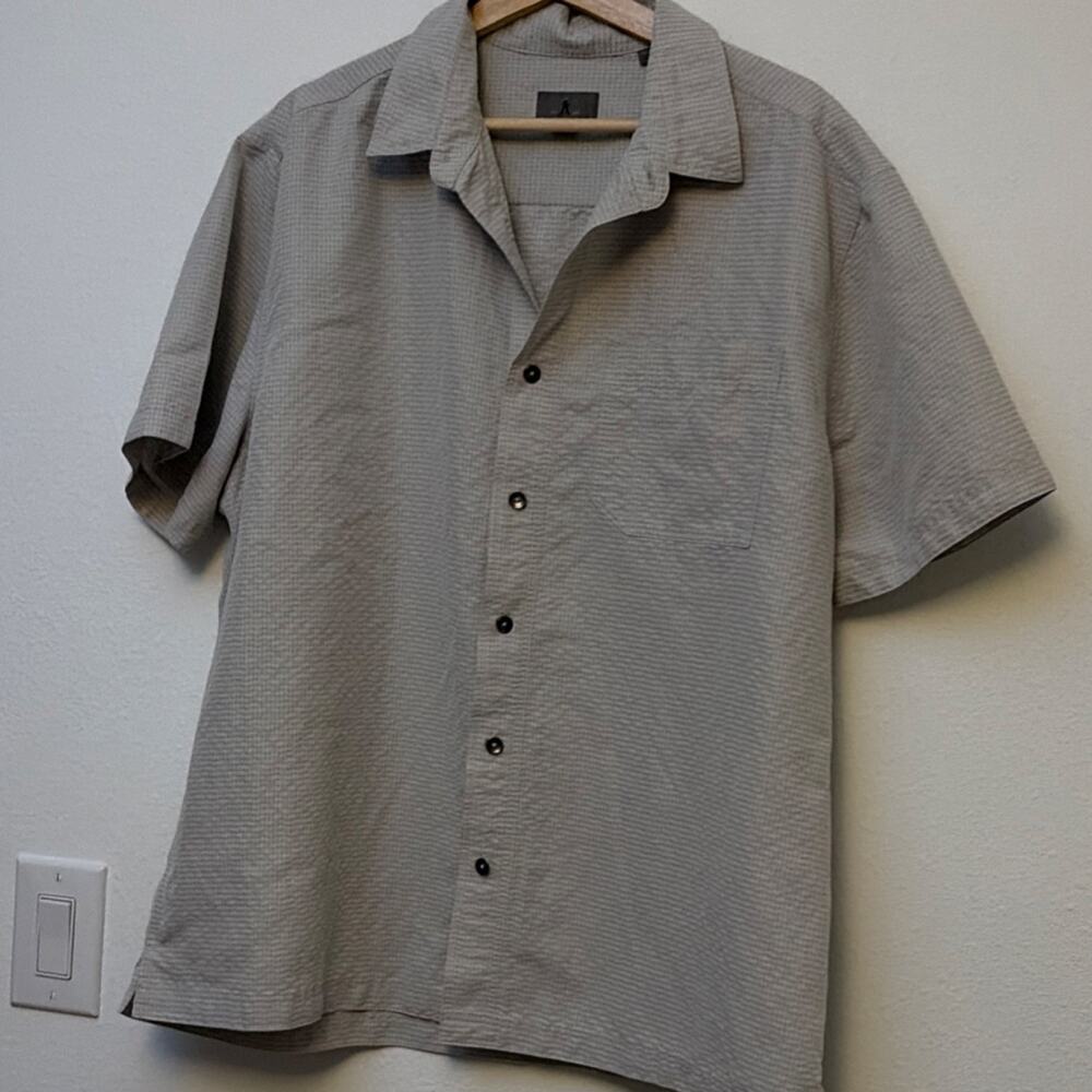 Men XL Gray Gingham Relaxed Fit Button-Up Short Sleeve Shirt